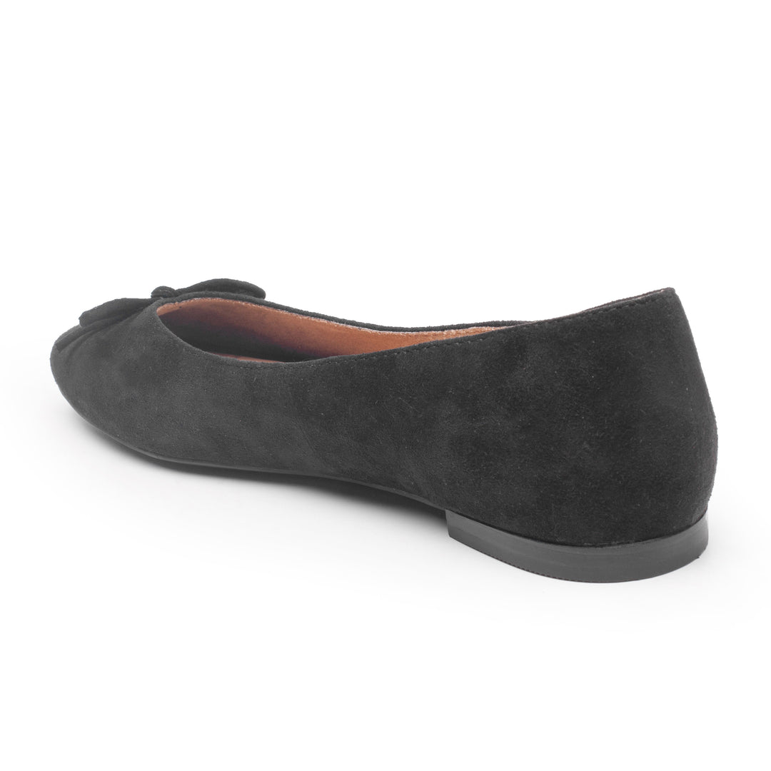 Me too suede flats on sale