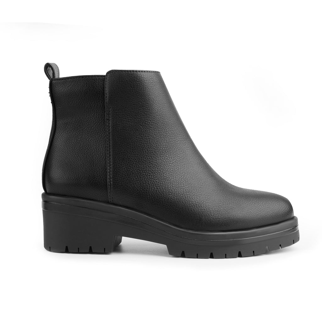 Me too cara platform bootie online